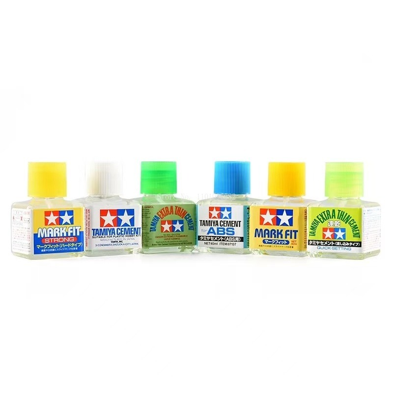 Colla per Modellismo 40ml 8700 - Tamiya Model Paint Set recensione e prezzo